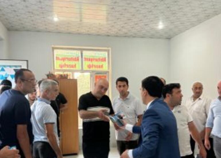 Niyaməddin Orduxanlının minlərlə evə seçki bukleti paylandı