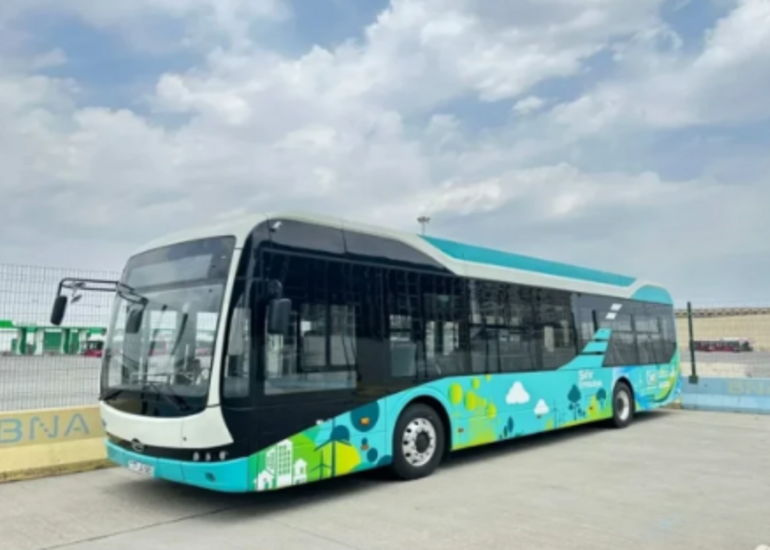 AYNA: Bakıya yeni elektrik mühərrikli avtobusların ilk partiyası gətirilib