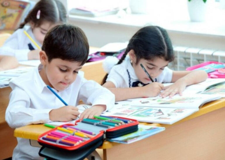 Agentlik: Bu günə qədər 127 mindən çox uşaq I sinfə qəbul edilib