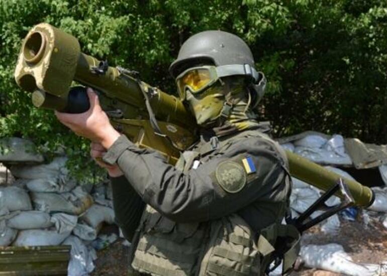 Kiyev yalan deyir: silahı var və ardı da gəlir - Rus ekspert