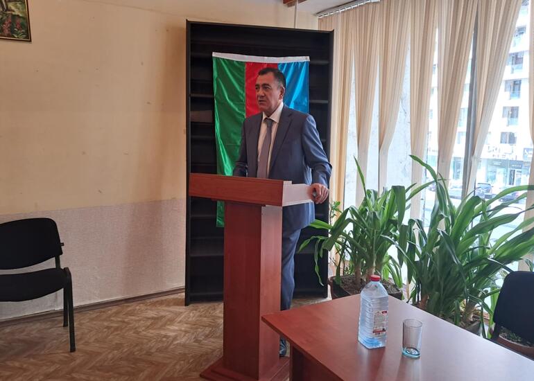 Qüdrət Həsənquliyev seçicilərlə görüş keçirib