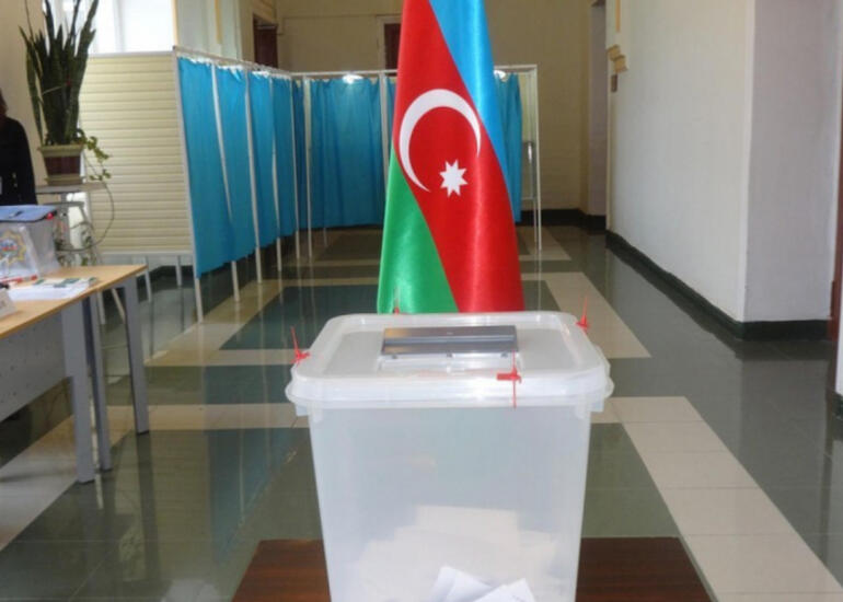 Təvazökarlıq yoxsa təşviqat strategiyası?