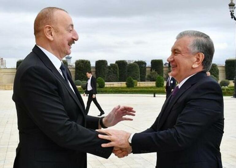 İlham Əliyevin Daşkənddə rəsmi qarşılanma mərasimi... - Video