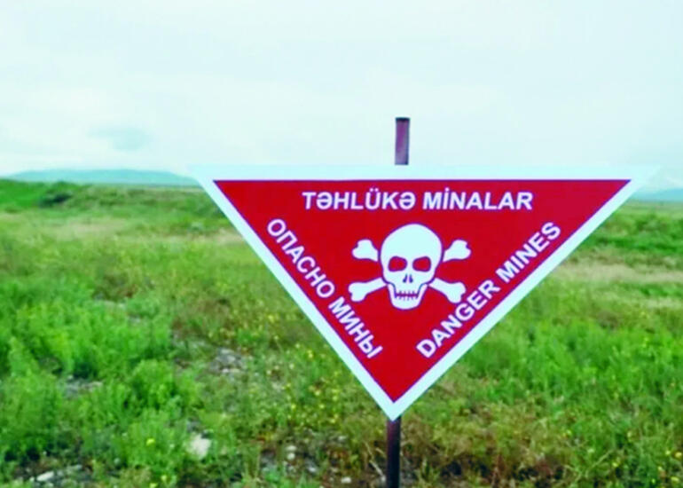 Laos Xalq Demokratik Respublikasında mina təhlükəsi ilə mübarizə istiqamətində görüşlər