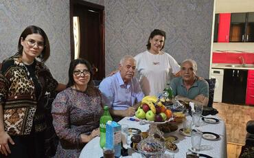 Səbinə Salmanova Vətən Müharibəsində qəhramanlıq göstərmiş şəhid ailələri ilə görüşüb