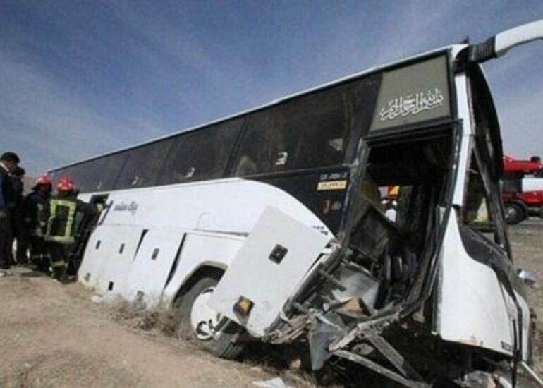 İranda zəvvarları daşıyan daha bir avtobus aşdı: 28 yaralı