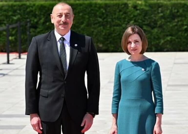 İlham Əliyev Maya Sandunu təbrik etdi