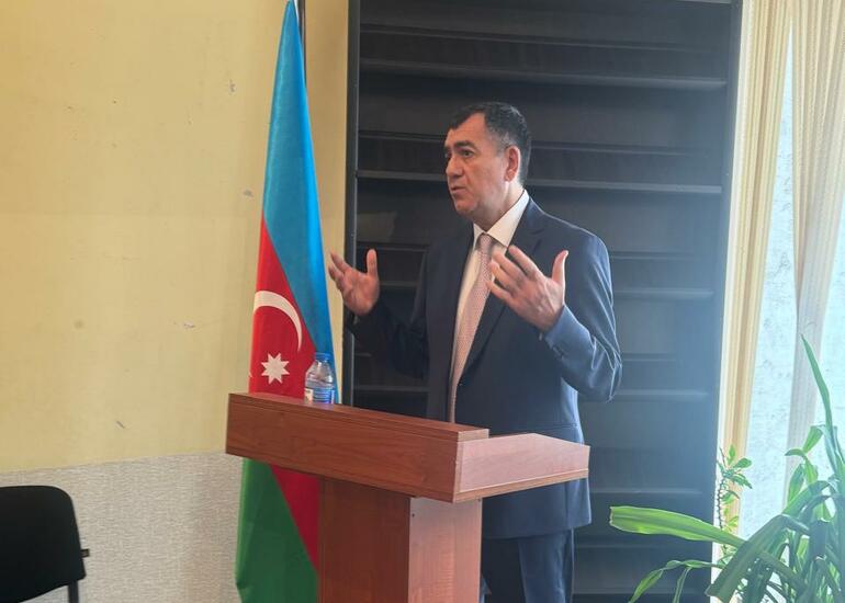 Qüdrət Həsənquliyev seçicilərlə görüş keçirib