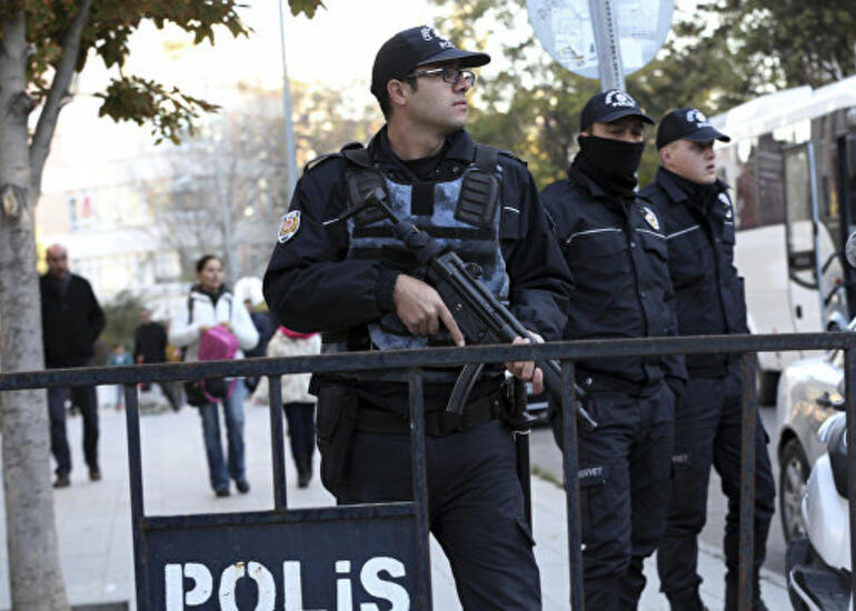 Türkiyədə FETÖ əməliyyatı: saxlanılanlar var