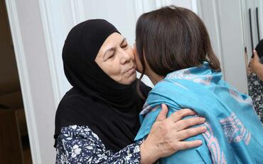 Səbinə Salmanova daha bir şəhid ailəsini ziyarət edib