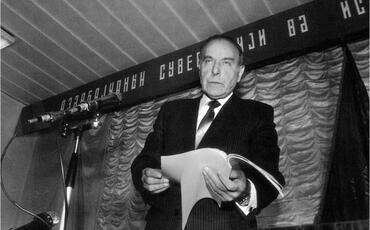 Vüqar Rəhimzadə: Ulu Öndərin xalqımız qarşısındakı ən böyük xidmətlərindən biri Azərbaycan dövlətçiliyini xilas etməsidir