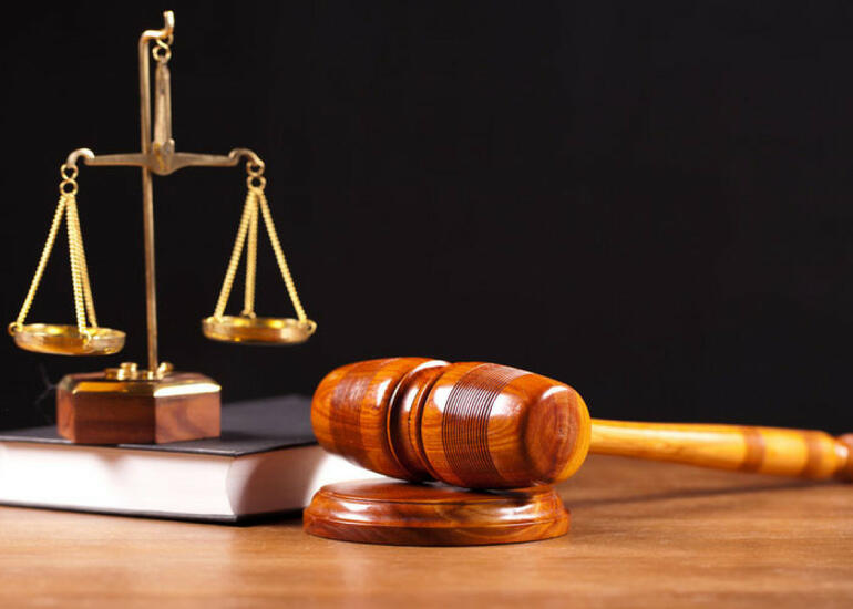 Azərbaycanda terrora hazırlıqda təqsirləndirilən şəxsin məhkəmə prosesi keçirilib