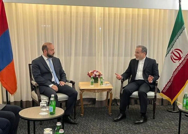 İran və Ermənistan XİN rəhbərləri regional məsələləri müzakirə edib