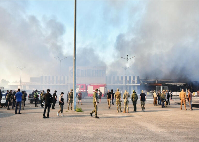 Rusiya Xarkovu bombalayıb, 11 nəfər yaralanıb