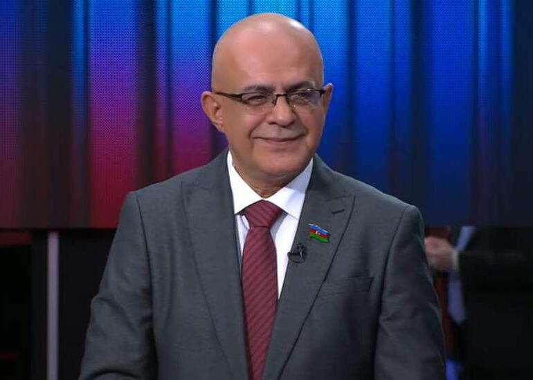 “Yaxşı olardı ki dəyişikliyin hədəfi sosial şəbəkələr də olsun” - Elçin Mirzəbəyli