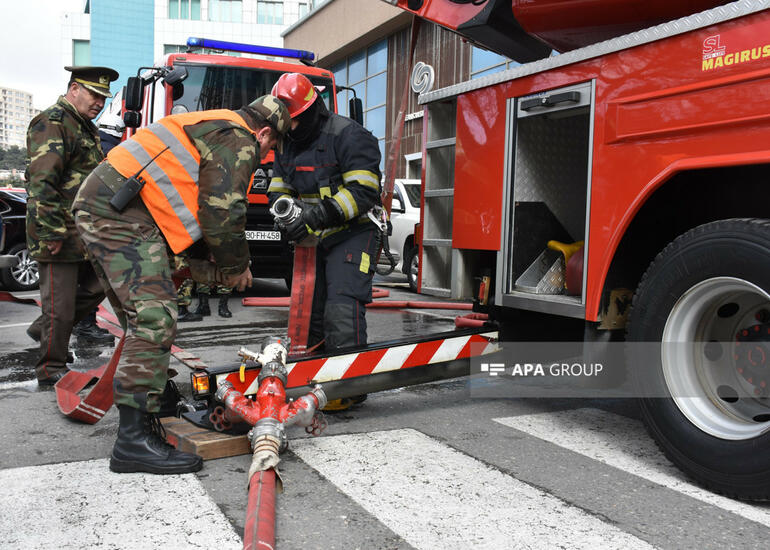 FHN: Ötən sutka 26 yanğına çıxış olub, 5 nəfər xilas edilib