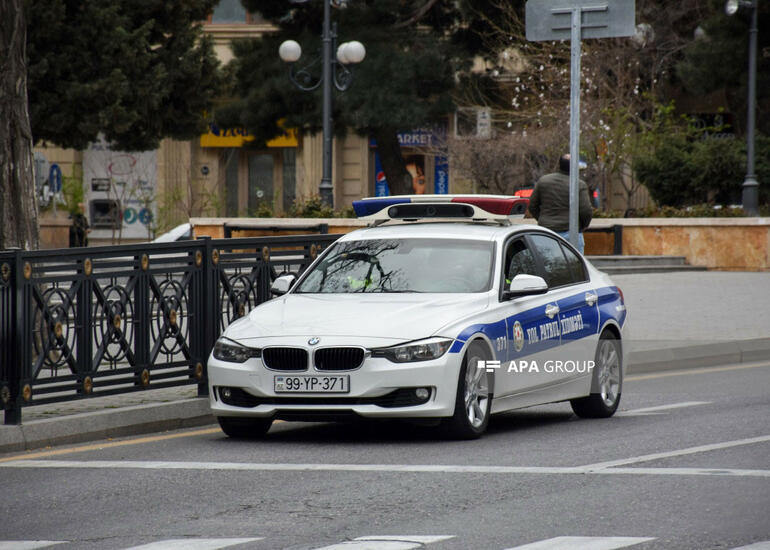 Yol polisi avtomobilini azyaşlılara həvalə edən şəxslərə müraciət edib