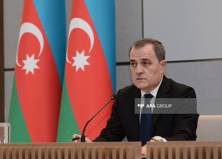 Ceyhun Bayramov ATƏT XİN Şurasının iclasında iştirak etmək üçün Maltaya gedib