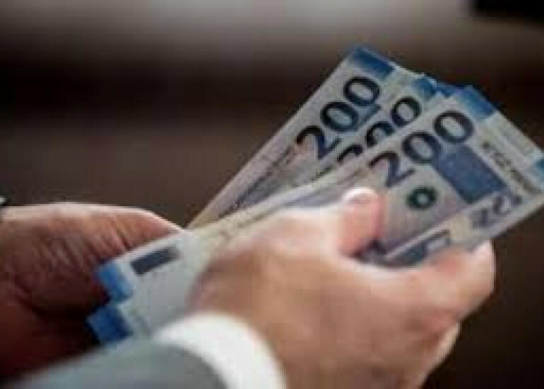 Azərbaycanda orta aylıq nominal əməkhaqqı 8% yaxın artıb