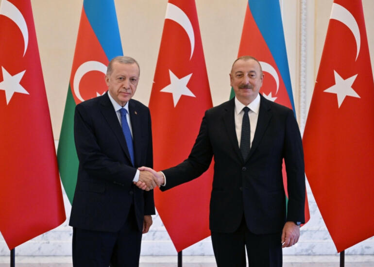 Azərbaycan Prezidenti Rəcəb Tayyib Ərdoğana zəng edib