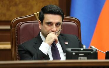 Ermənistan parlamentinin sədri: Rusiya hərbi bazasının çıxarılmasını müzakirə etmirik