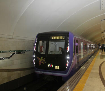 Bakı metrosunda pik saatlarda interval azaldılıb