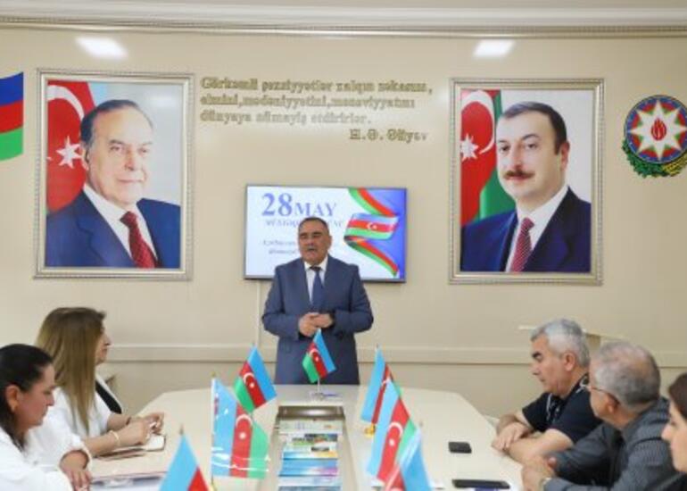 “28 May – Müstəqillik Günü” münasibəti ilə dəyirmi masa keçirilib