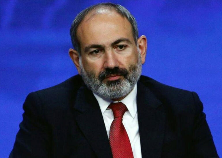 Paşinyan Ermənistan Konstitusiyasını şəxsən dəyişdirəcək