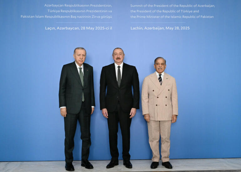 Laçında tarixi Zirvə görüşü: Azərbaycan, Türkiyə və Pakistan yeni geosiyasi ittifaqın təməlini qoyur - TƏHLİL