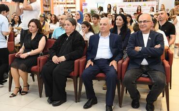 "Bir səhnə, min rəng, bir gələcək" - Uşaqlar danışdı, böyüklər dinlədi