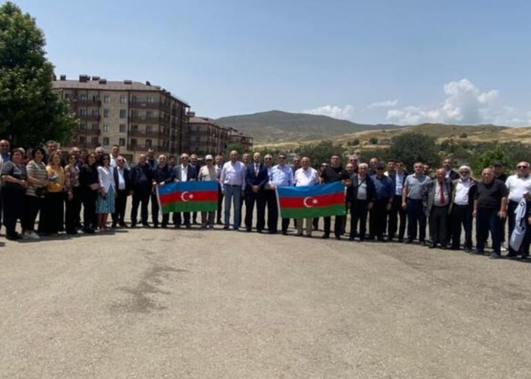 Demokratik siyasi mədəniyyət nümunəsi