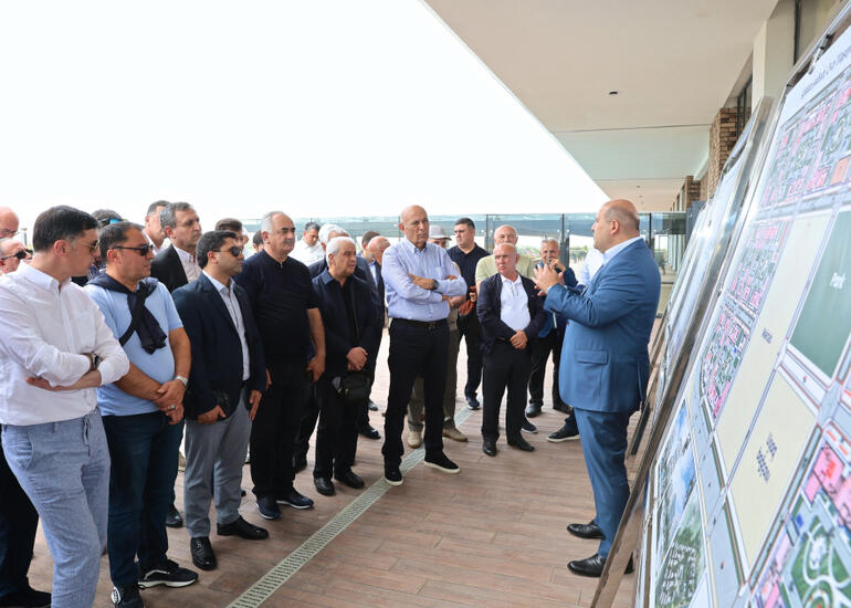 Azərbaycanın siyasi partiyaları sədrlərinin Qarabağa növbəti səfəri Ağdam şəhərinə təşkil olunub