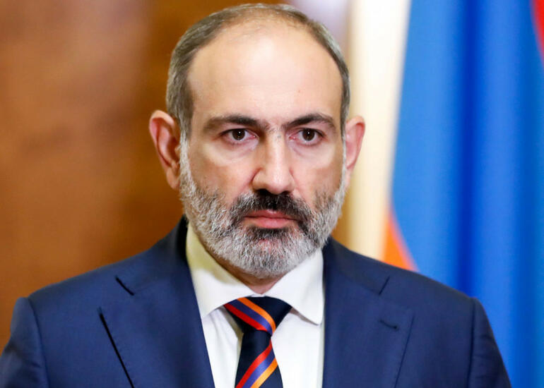Paşinyan Brüsselə səfər edib