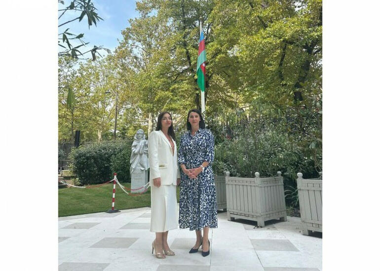 Leyla Abdullayeva Fransanın Azərbaycana yeni təyin olunmuş səfiri ilə görüşüb