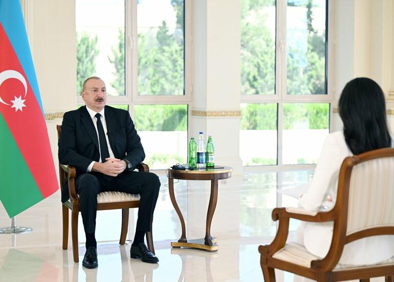 Məhz qalib Azərbaycan Ermənistanla sülh prosesinə başlamağı təklif edərək sülh sazişinin layihəsini təqdim edib