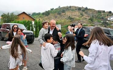Laçin aparılan quruculuq işləri sayəsində gözəl məkana çevirir