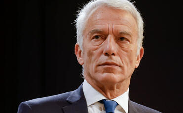 Medef: Fransa dövlət xərclərini azaltmalıdır