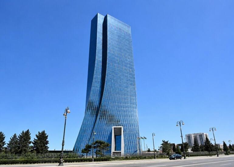 Mərkəzi Bank BOKT və valyuta mübadiləsi məntəqəsinin vəzifəli şəxslərini cərimələyib